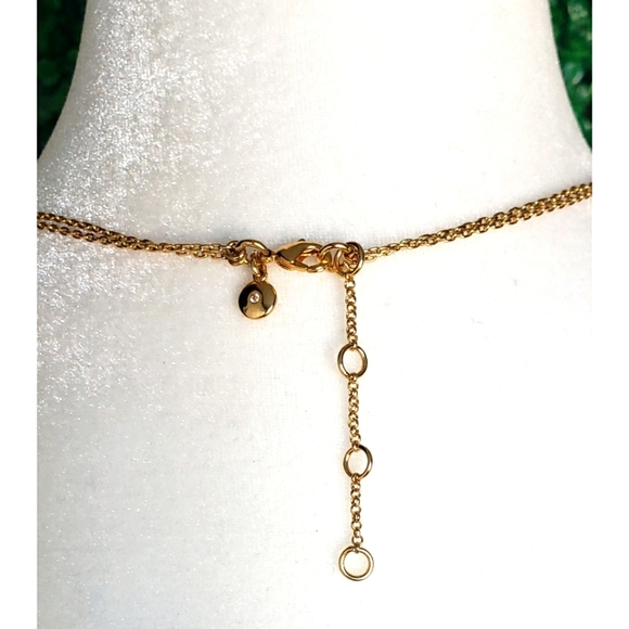 3. J.Crew Layered chevron bead necklace - Picture 3 of 4